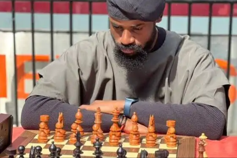 Tunde Onakoya Biography,(Chess Master), Early Life and Education, Guinness World Record